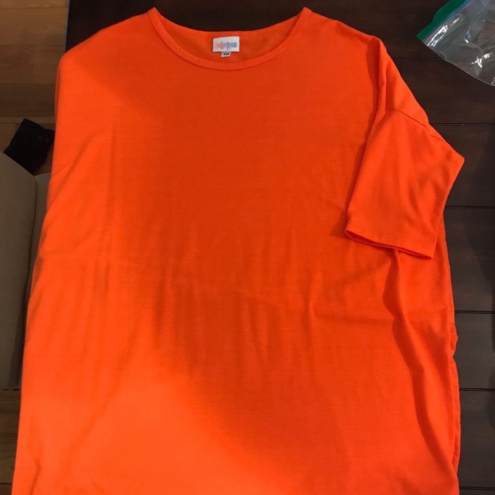 Lularoe tunic